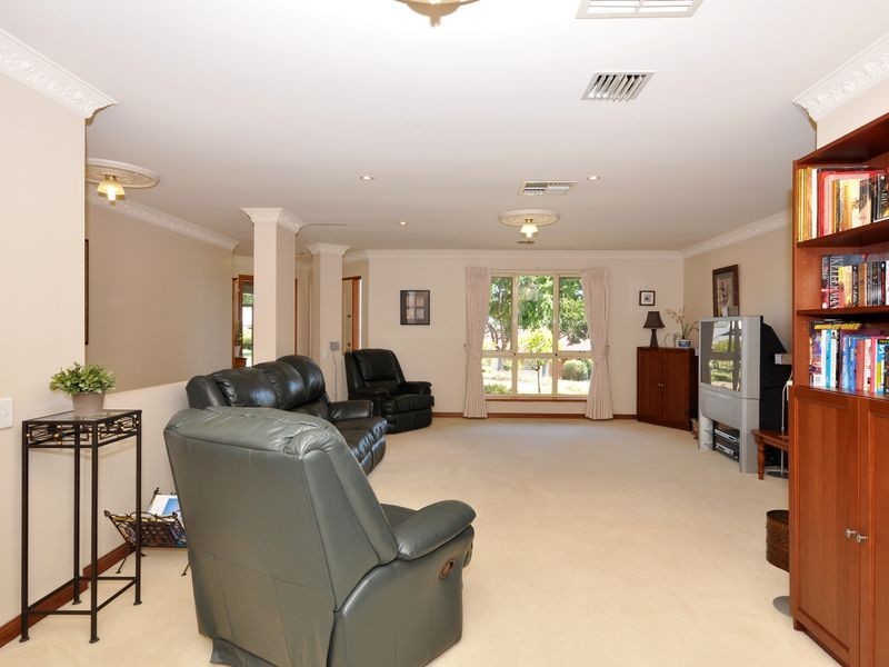 58 Berrima Rd, Sheidow Park SA 5158