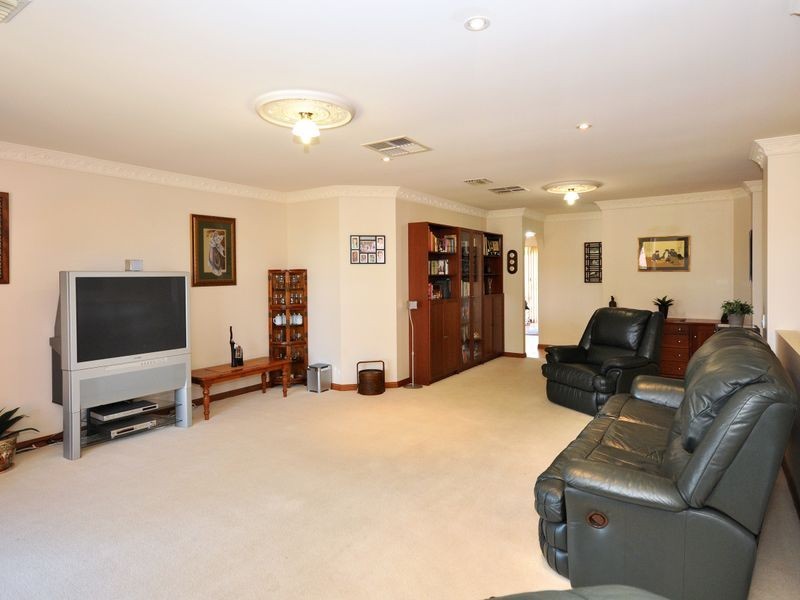 58 Berrima Rd, Sheidow Park SA 5158