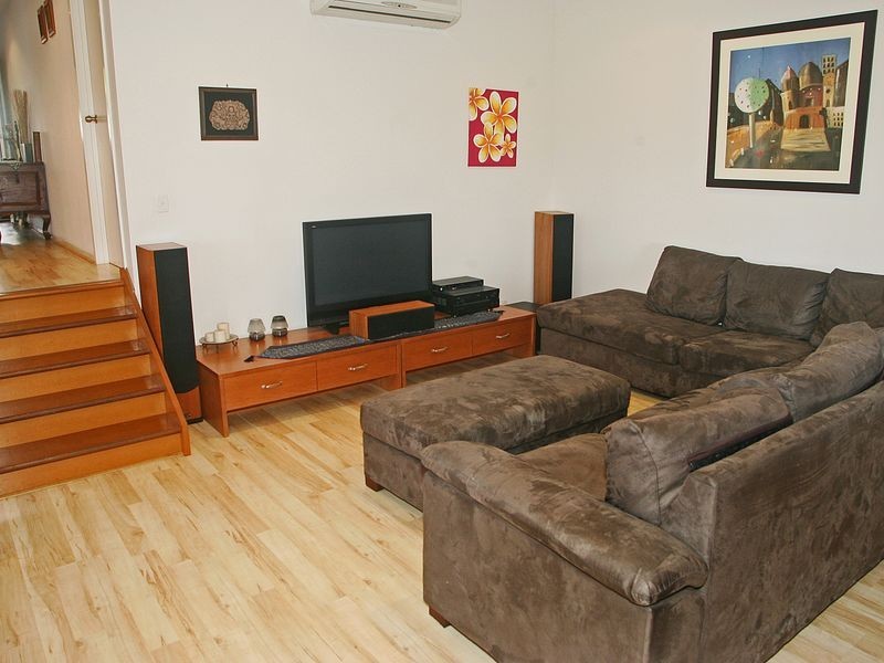 42 Eucalypt Cct, Flagstaff Hill SA 5159