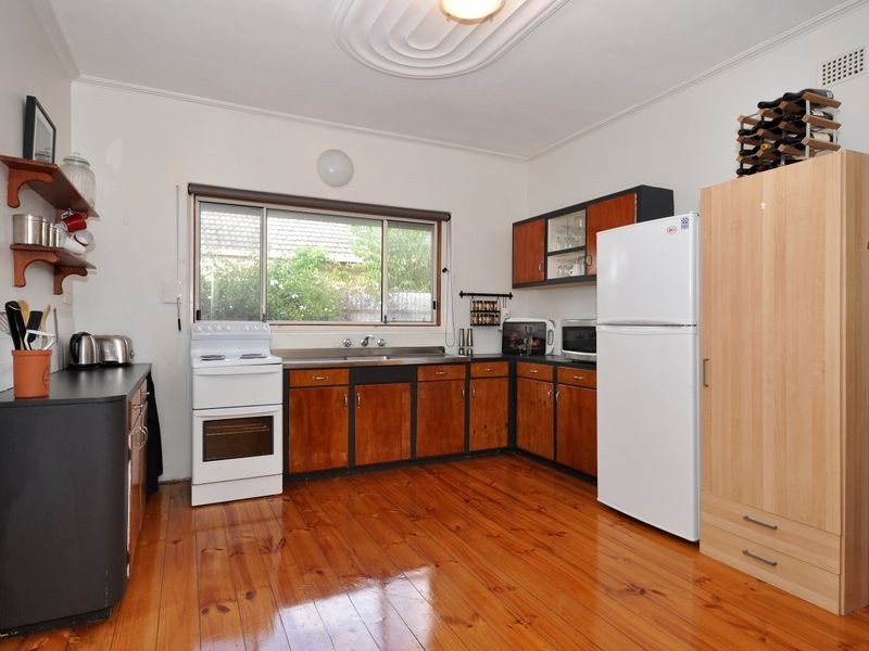 8 Daly St, South Plympton SA 5038