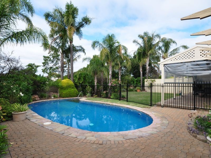 19 Bellaview Rd, Flagstaff Hill SA 5159