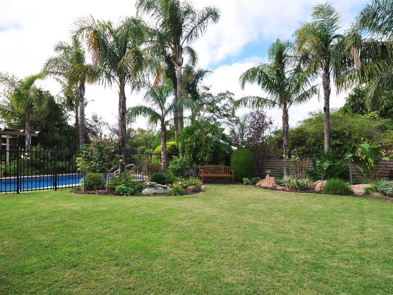 19 Bellaview Rd, Flagstaff Hill SA 5159