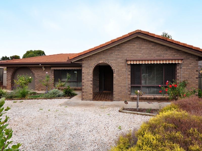 25 Torrens St, Happy Valley SA 5159