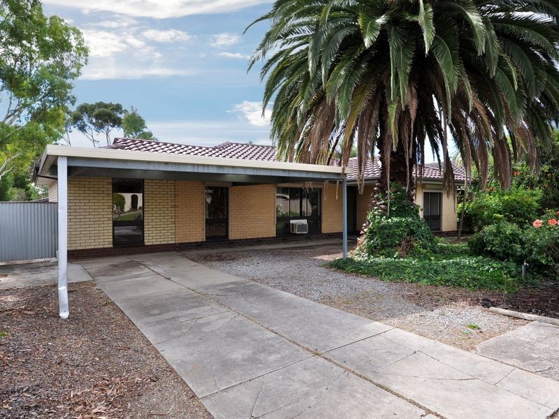 16 Jennifer Drive, Happy Valley SA 5159