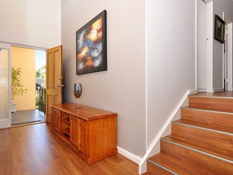 3 James St, Darlington SA 5047