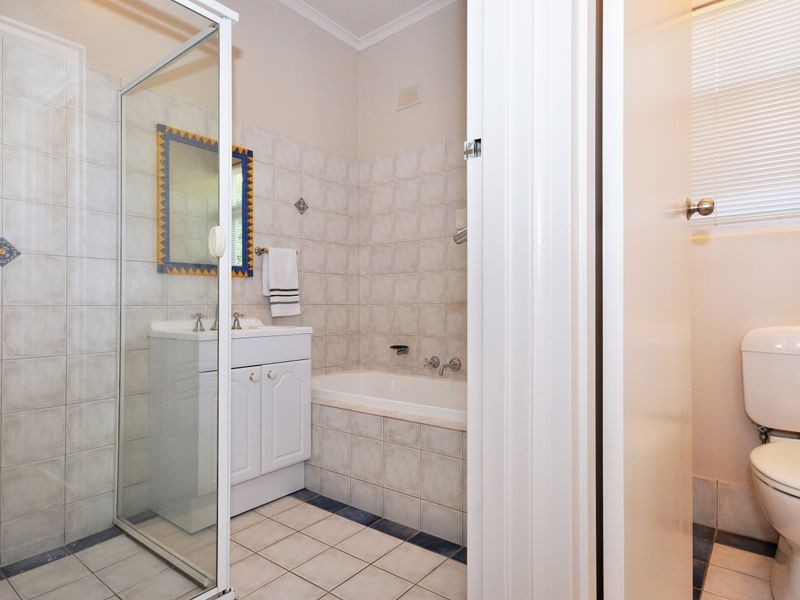 3 James St, Darlington SA 5047
