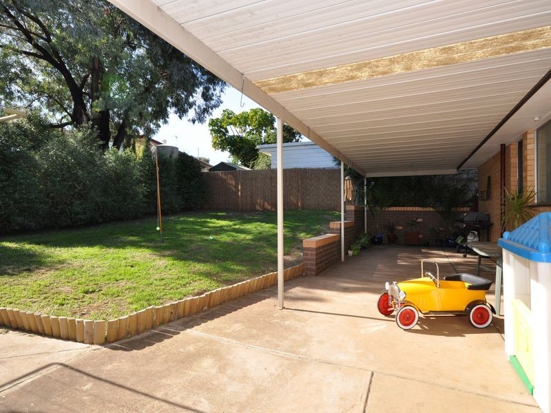65 Grant Rd, Reynella SA 5161