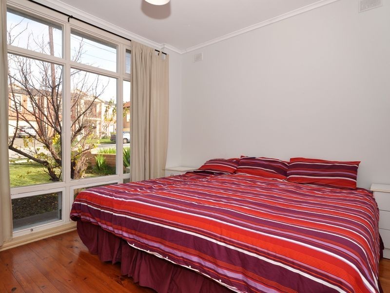 11 Aaron Avenue, Darlington SA 5047