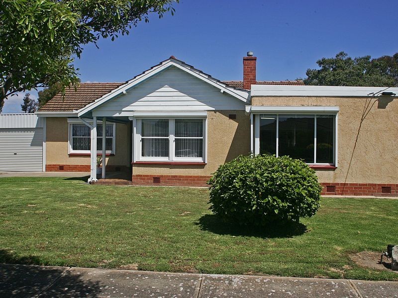 25 Halsey Rd, Fulham SA 5024