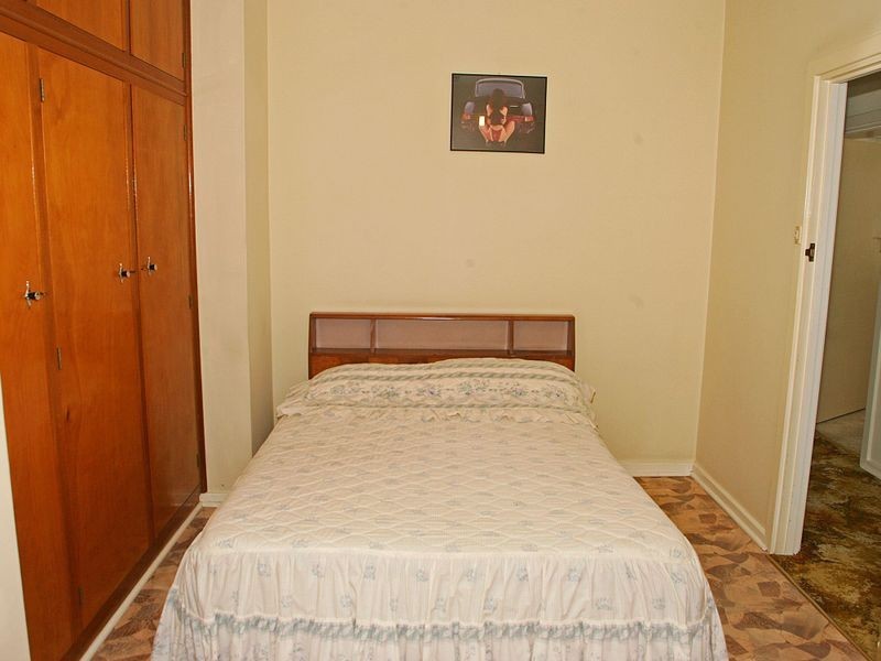 25 Halsey Rd, Fulham SA 5024