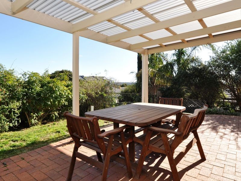 12 Lakeview Court, Aberfoyle Park SA 5159