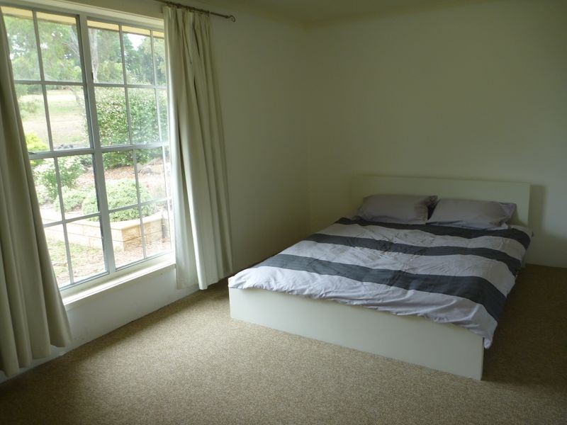 10 Roxanne Ave, Aberfoyle Park SA 5159