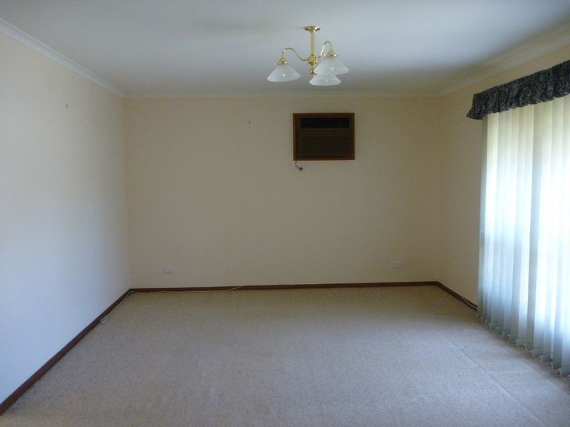 8 Ona Court, Aberfoyle Park SA 5159