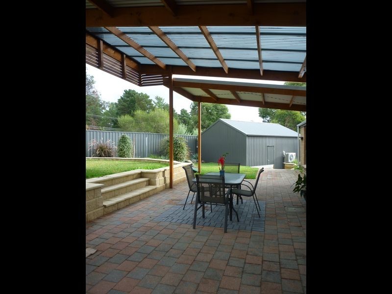 12 Tania Drive, Aberfoyle Park SA 5159