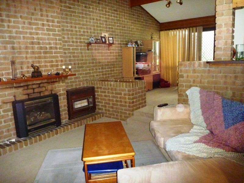 12 Tania Drive, Aberfoyle Park SA 5159