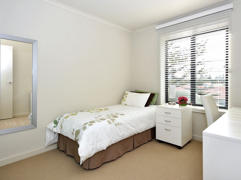 10/18 Broadway, Glenelg South SA 5045
