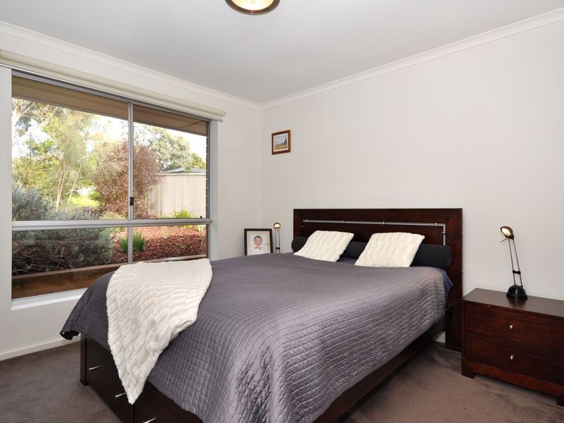 17 Homestead Dr, Aberfoyle Park SA 5159