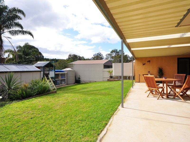 17 Homestead Dr, Aberfoyle Park SA 5159