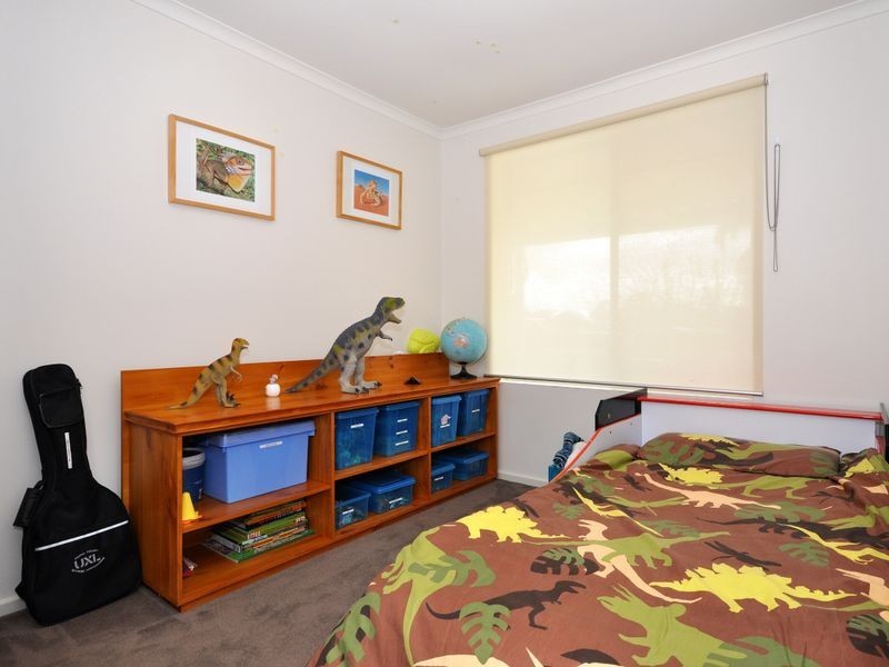 17 Homestead Dr, Aberfoyle Park SA 5159