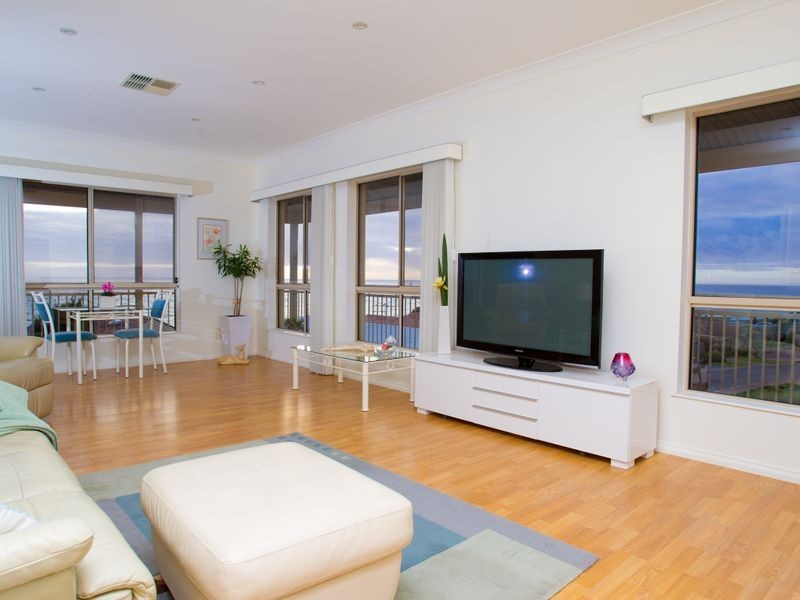 9 Sunset Ct, O’sullivan Beach SA 5166