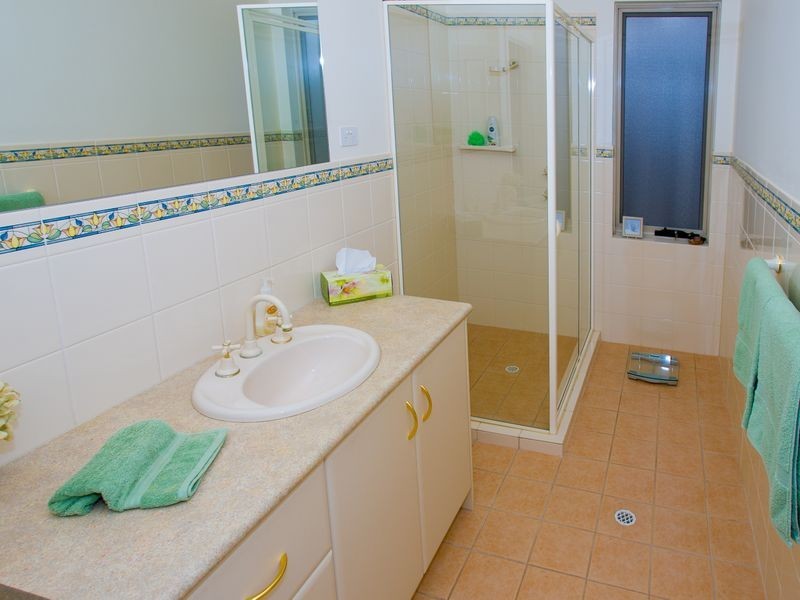 9 Sunset Ct, O’sullivan Beach SA 5166