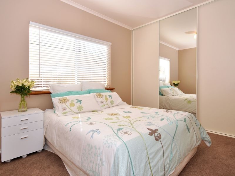 4 Blue Spruce Ct, Aberfoyle Park SA 5159