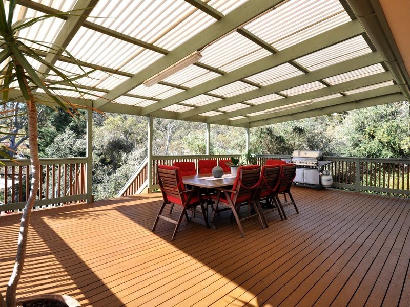 4 Blue Spruce Ct, Aberfoyle Park SA 5159