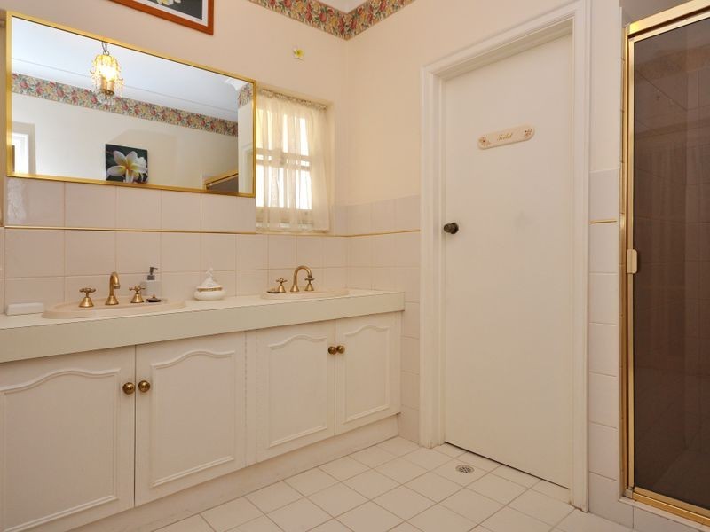 9-11 Dumphries St, Flagstaff Hill SA 5159