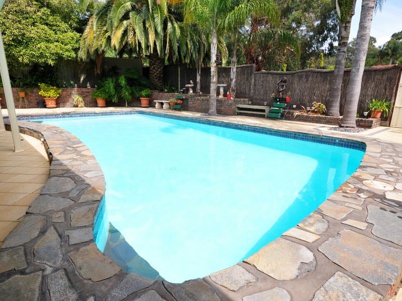 9-11 Dumphries St, Flagstaff Hill SA 5159