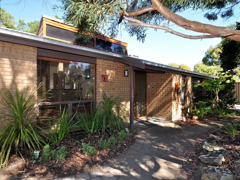 12 Tania Drive, Aberfoyle Park SA 5159