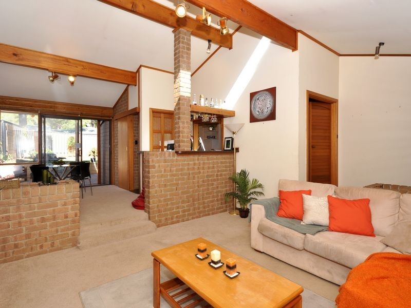 12 Tania Drive, Aberfoyle Park SA 5159