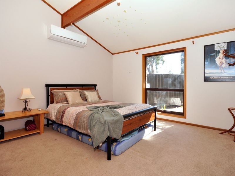 12 Tania Drive, Aberfoyle Park SA 5159