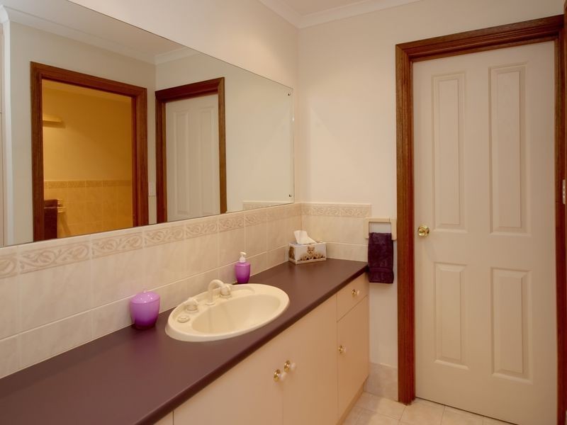 38 Coachwood Drive, Aberfoyle Park SA 5159