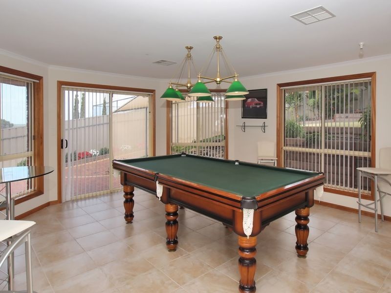 38 Coachwood Drive, Aberfoyle Park SA 5159