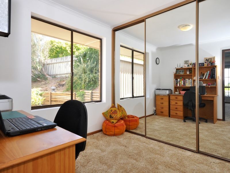 23 Nayook Gr, Happy Valley SA 5159