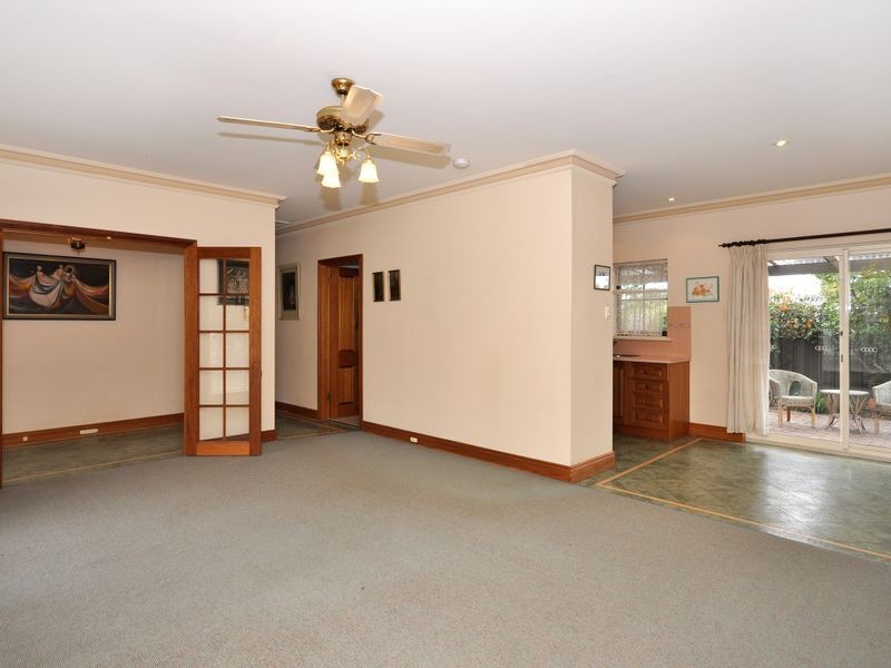 3 Wentworth St, Seacombe Gardens SA 5047