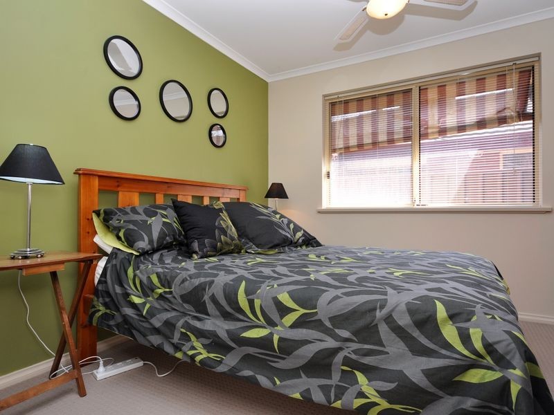 30 Moorfield Mw, Aberfoyle Park SA 5159