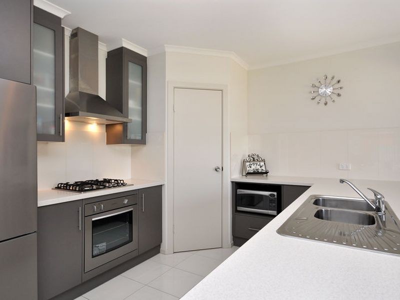 38 Cambridge St, Port Noarlunga South SA 5167