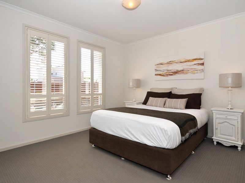 38 Cambridge St, Port Noarlunga South SA 5167