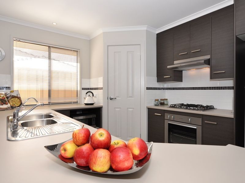 3 Telegraph Rd, Seaford Meadows SA 5169