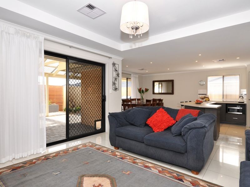 3 Telegraph Rd, Seaford Meadows SA 5169