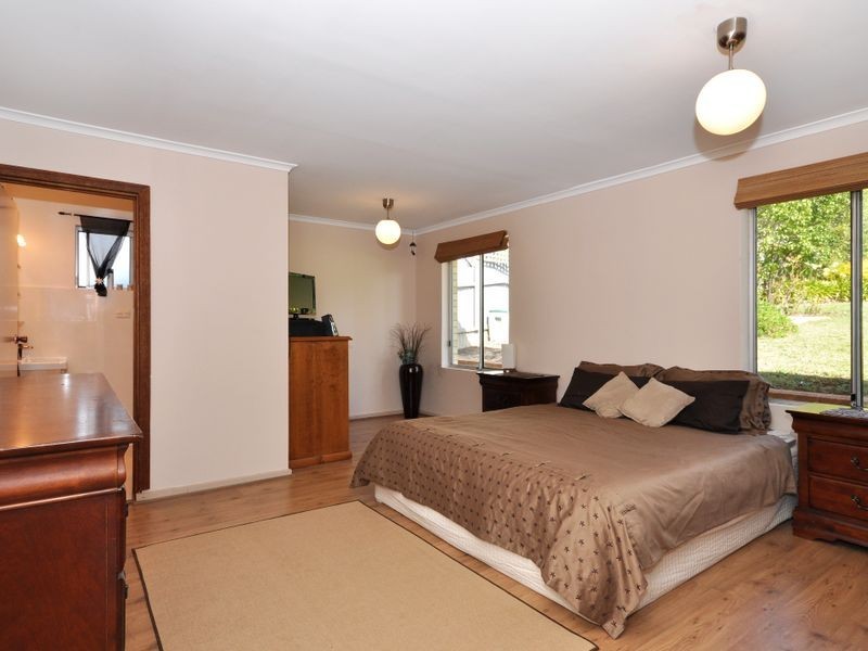 28 Booth Street, Happy Valley SA 5159