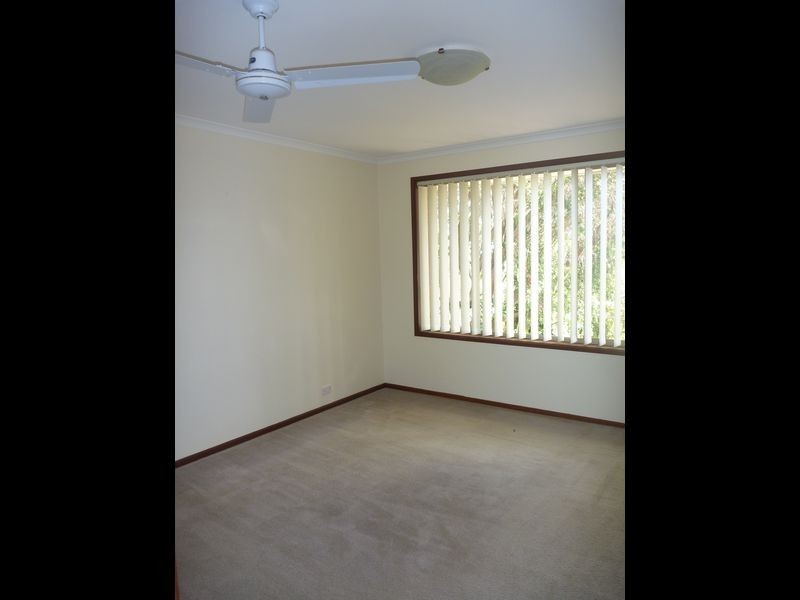 42 Outlook Drive, Aberfoyle Park SA 5159