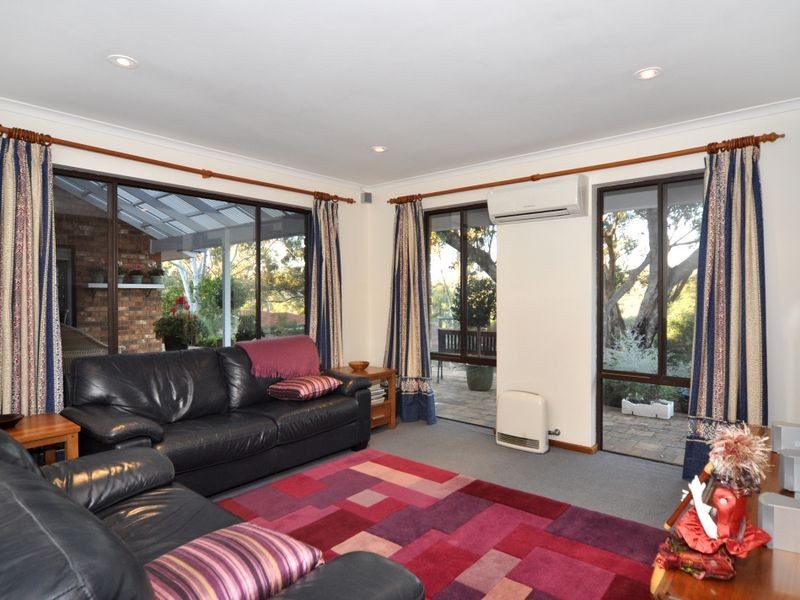 16 Elgin Way, Flagstaff Hill SA 5159