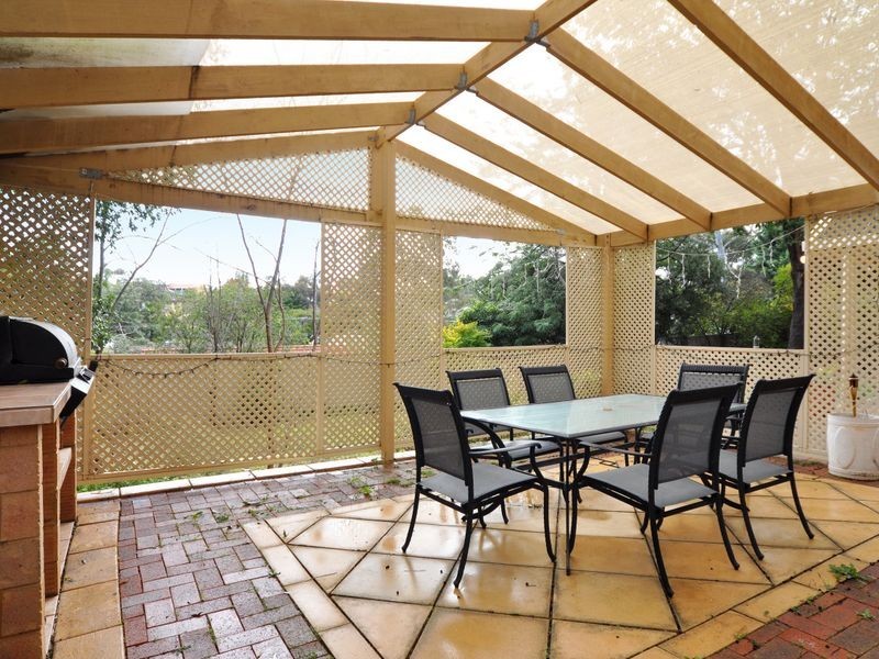 38 Robbie Dr, Reynella East SA 5161