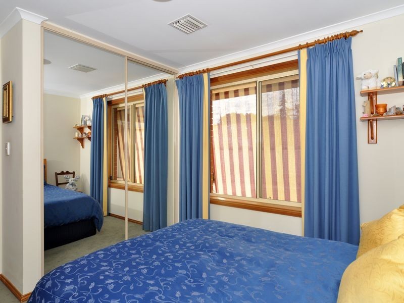 21 Nicholas Wk, Aberfoyle Park SA 5159