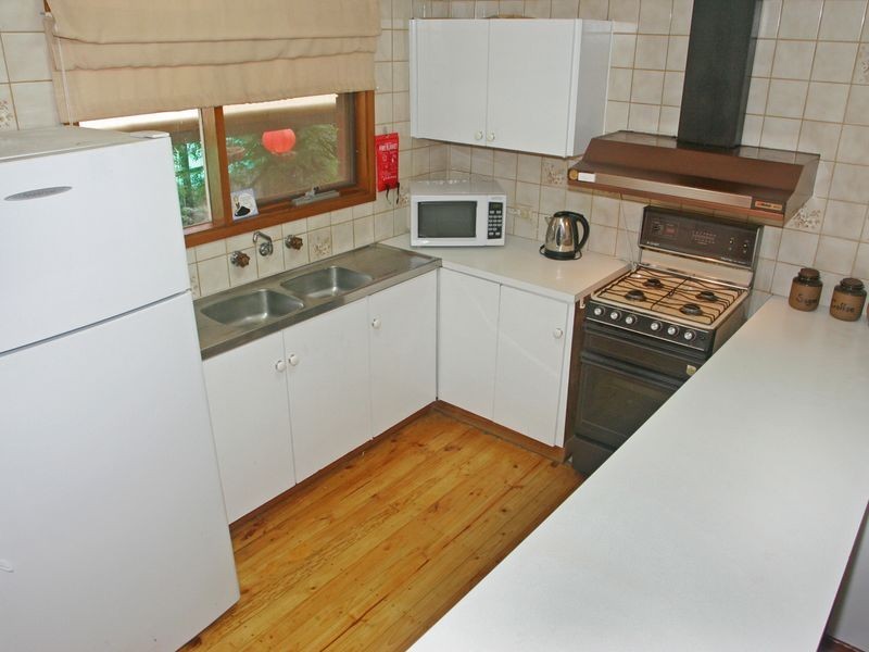10 Arnhem Cr, Hackham West SA 5163