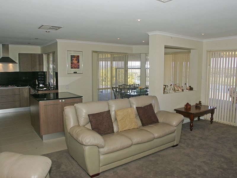 6 Kerley Wy, Noarlunga Downs SA 5168