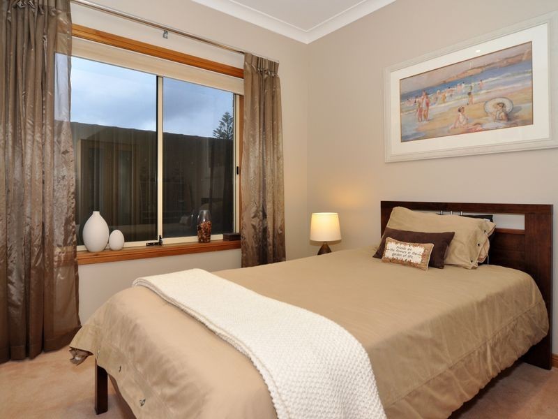 4A Bellevue Tce, Hove SA 5048