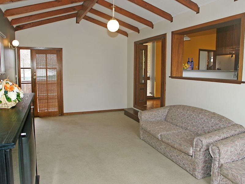 4 Fountain Valley Dr, Happy Valley SA 5159